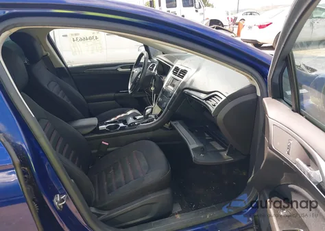 2013 Ford Fusion Se z USA, uszkodzony, nr VIN 3FA6P0HR3DR196598